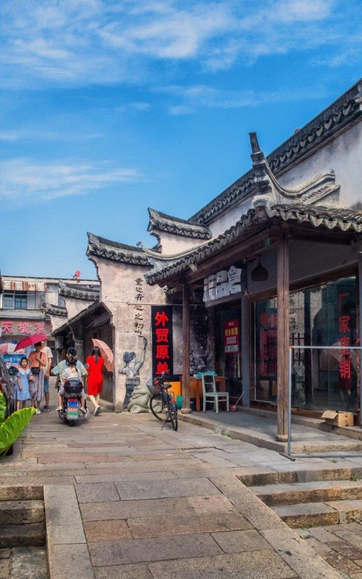 比我小八岁！我会真心爱上她吗游戏画面